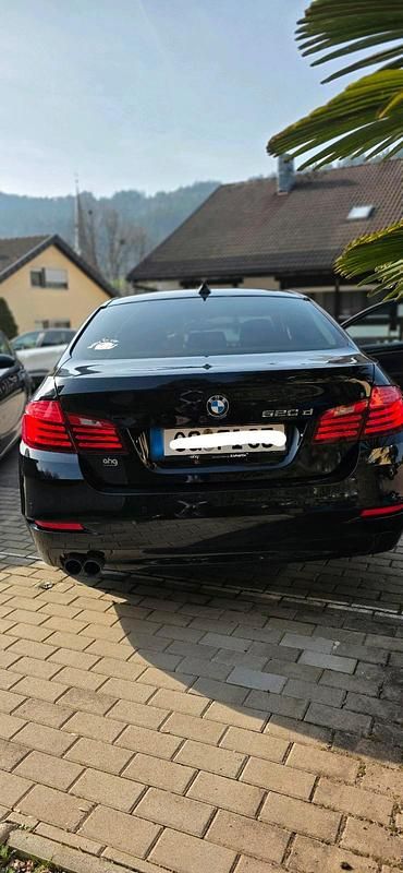 Gebraucht BMW 520 190 PS (139 kW) 2014 Schwarz Limousine