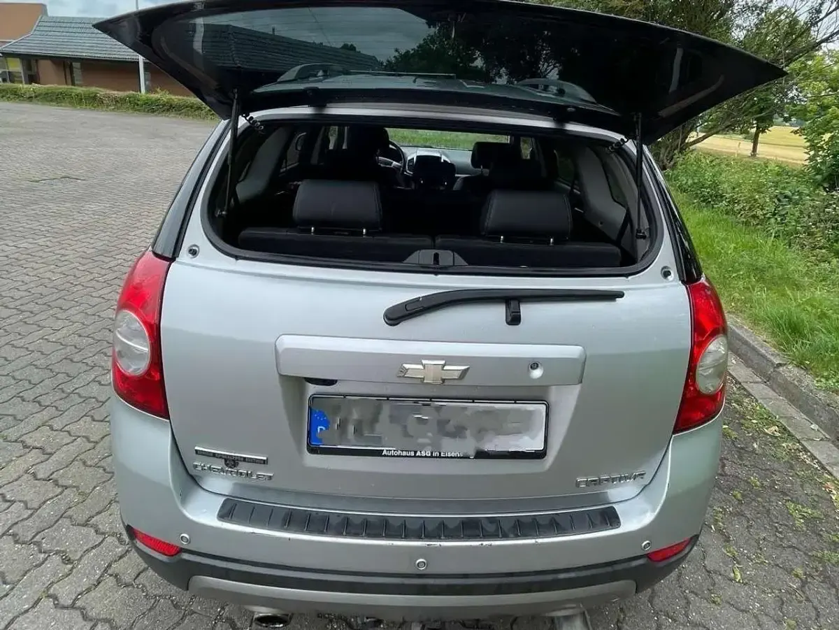 Gebraucht Chevrolet Captiva 163 PS (119 kW) 2013 Grau SUV