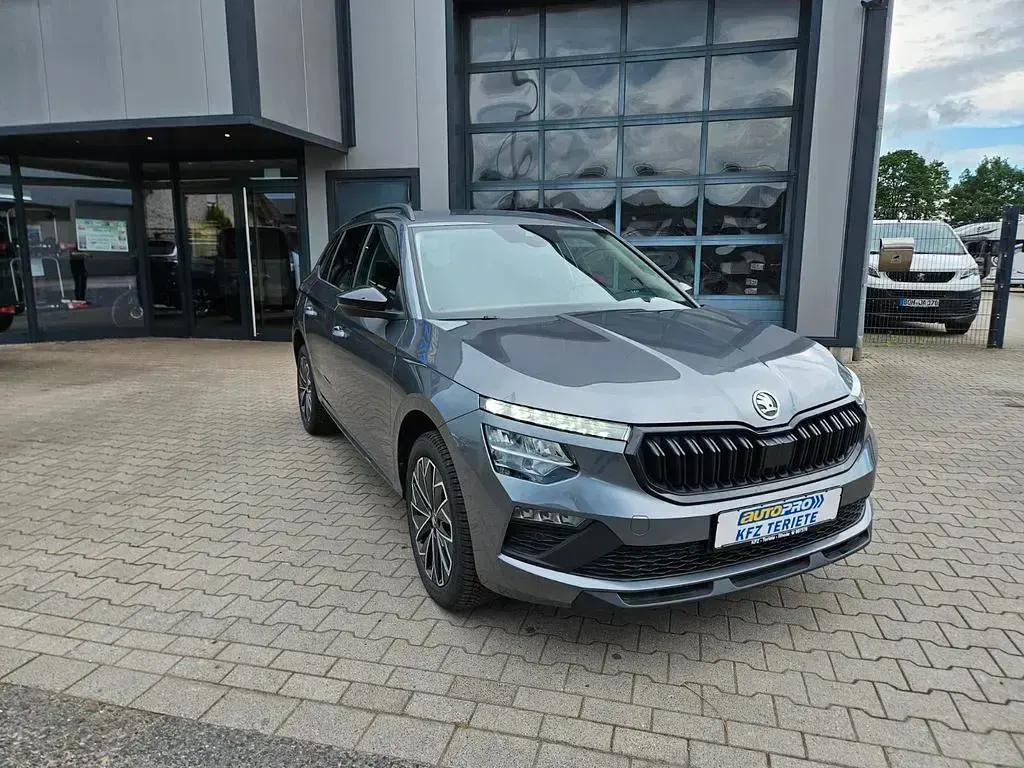 Gebraucht Skoda Kamiq Selection 116 PS (85 kW) 2025 Grau SUV