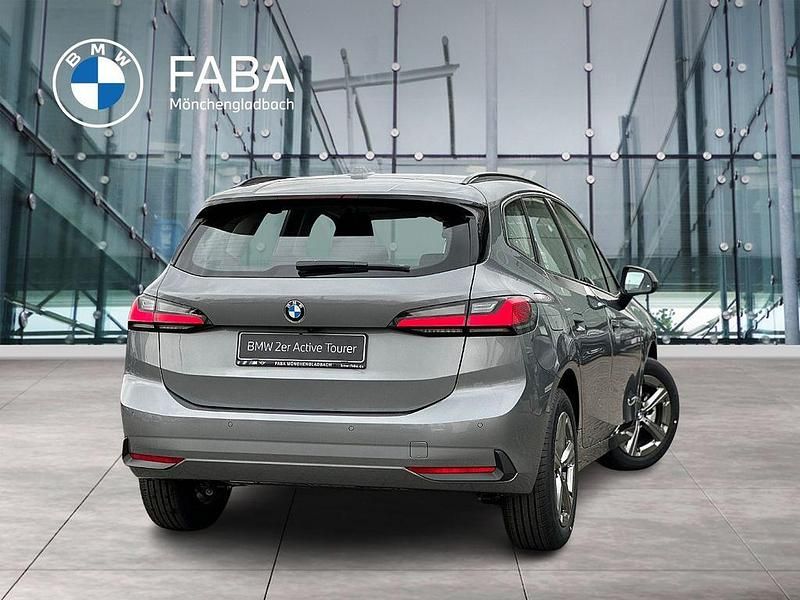 Neu BMW 218 Active Tourer Performance 136 PS (100 kW) 2026 Grau Van / Kleinbus