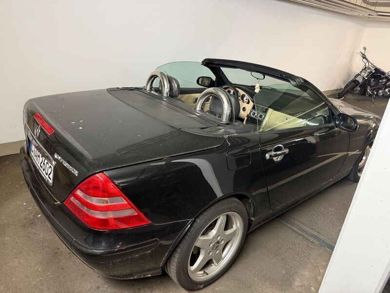 Gebraucht Mercedes SLK200 163 PS (119 kW) 2000 Schwarz Cabrio