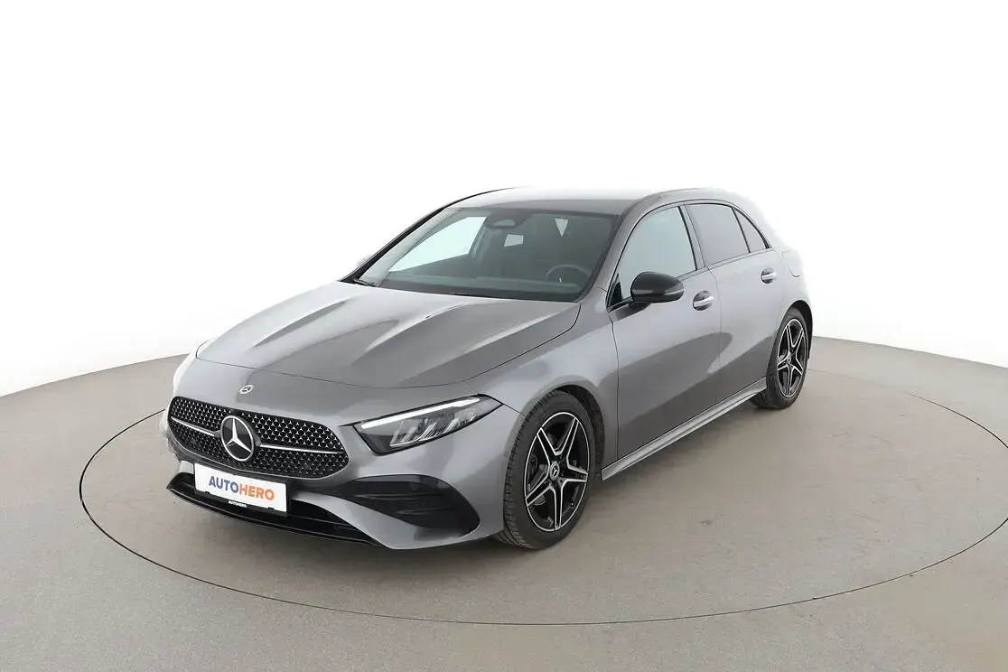 Gebraucht Mercedes A200 AMG line 177 PS (130 kW) 2023 Limousine