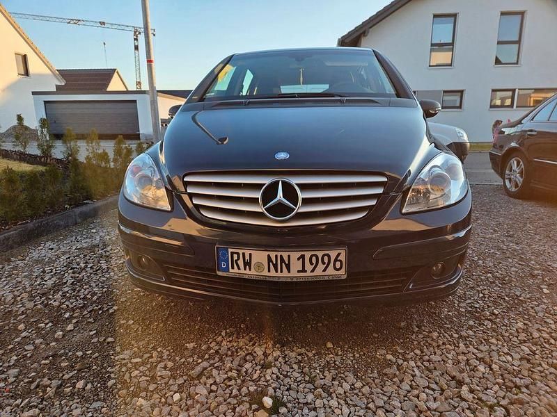 Gebraucht Mercedes B150 95 PS (69 kW) 2005 Blau Van / Kleinbus