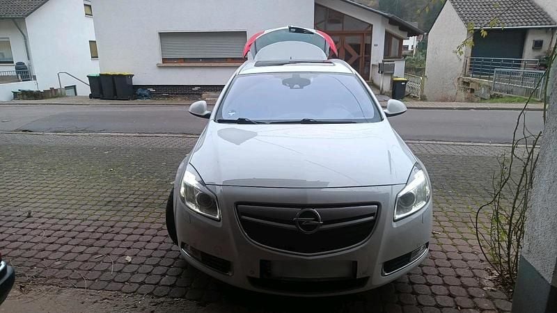 Gebraucht Opel Insignia 163 PS (119 kW) 2013 Weiß Kombi