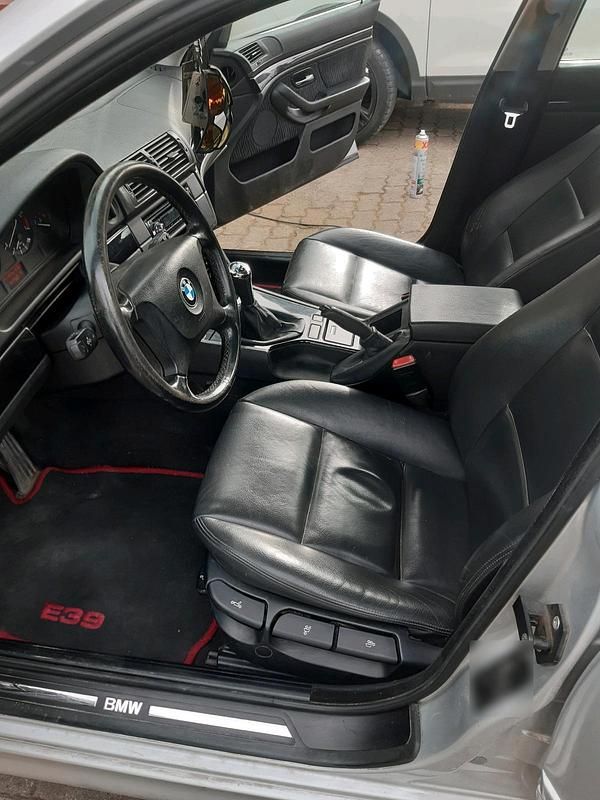 Gebraucht BMW 525 192 PS (141 kW) 2002 Silber Kombi