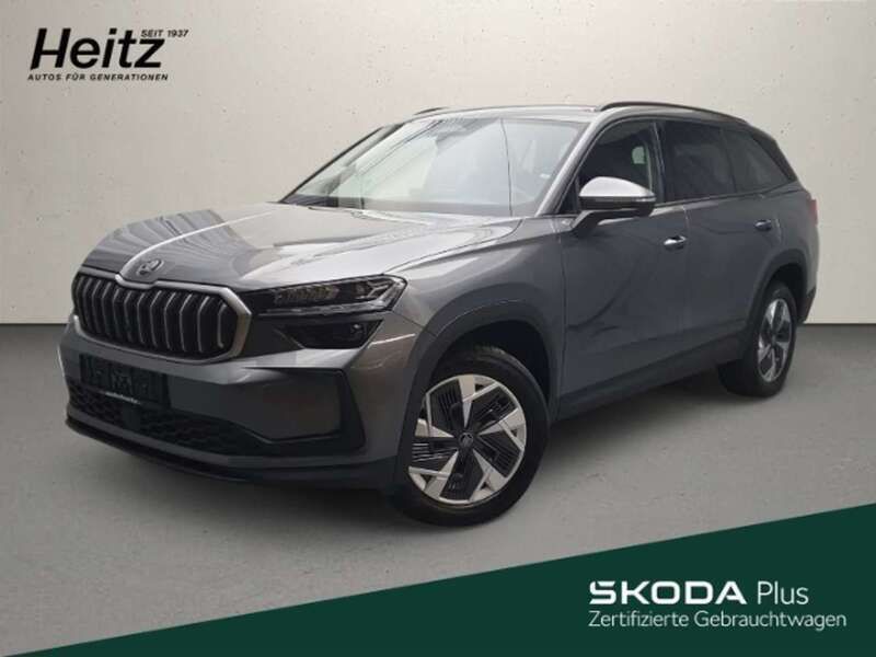 Graphitegrau metallic Gebraucht 2024 Skoda Kodiaq Selection SUV | 55.990 € - Bild 1/4
