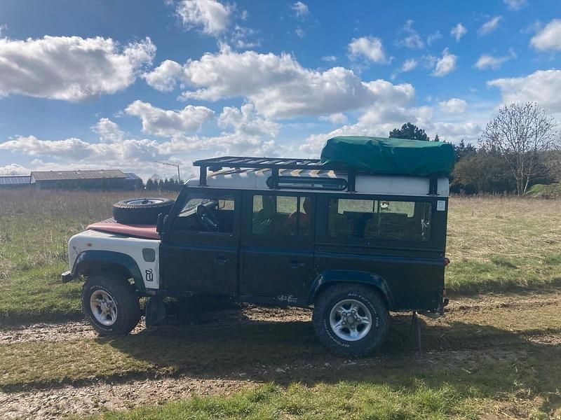Gebraucht Land Rover Defender 113 PS (83 kW) 1997 Grün Kombi