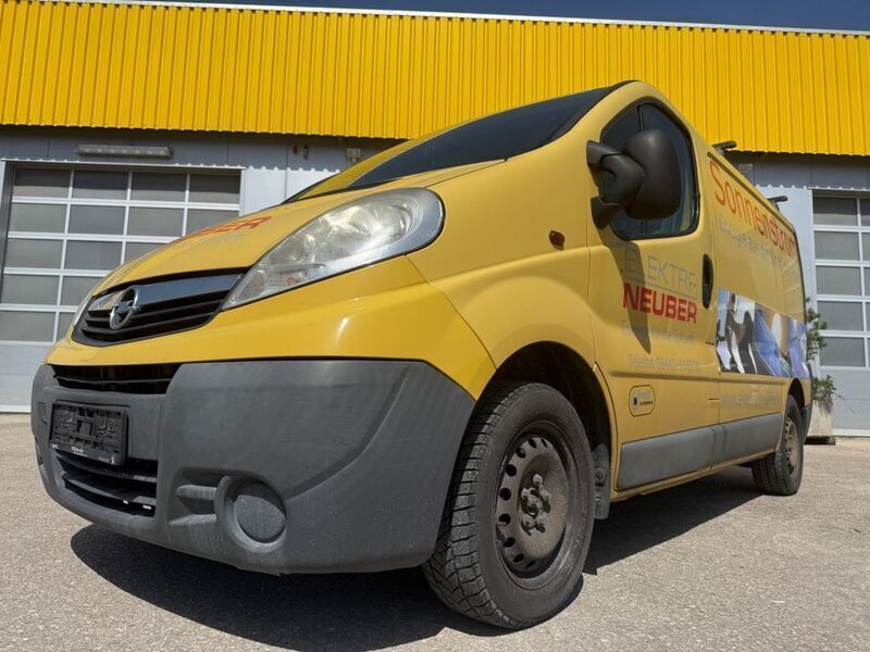 Gold Gebraucht 2012 Opel Vivaro Van | 3.999 € (Superpreis) - Bild 1/4