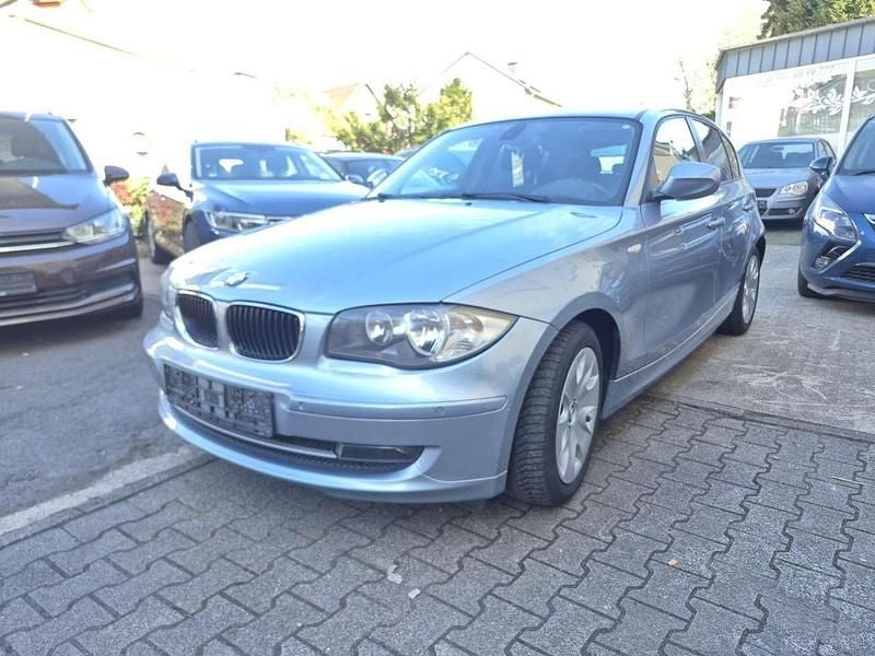 Gebraucht BMW 118 143 PS (105 kW) 2010 Bluewater metallic Kleinwagen