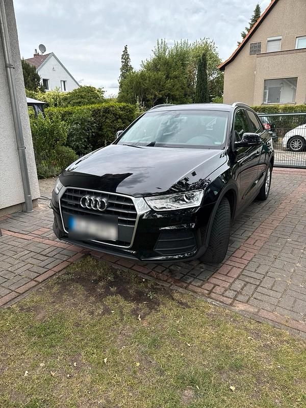 Schwarz Gebraucht 2015 Audi Q3 S-Line SUV | 16.499 € (Guter Preis) - Bild 1/4