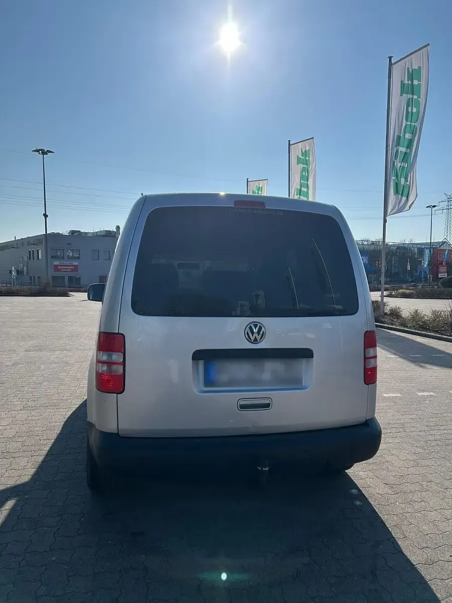 Gebraucht VW Caddy 105 PS (77 kW) 2013 Silber Van / Kleinbus