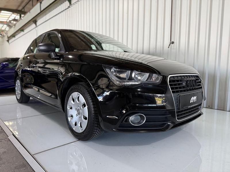 Schwarz Gebraucht 2013 Audi A1 Sportback Ambition Kleinwagen | 7.890 € (Fairer Preis) - Bild 1/4