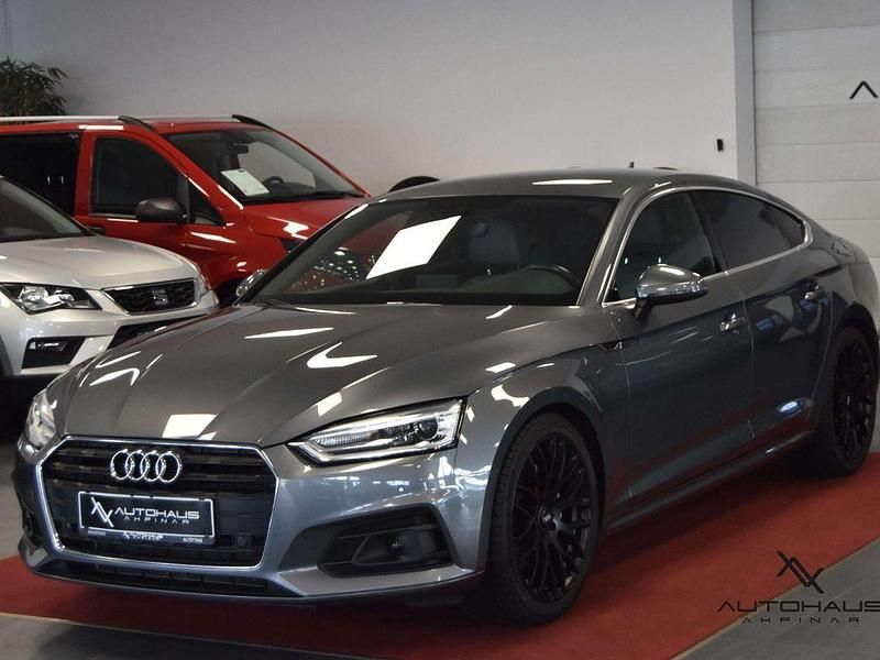 Gebraucht Audi A5 Sport 190 PS (139 kW) 2019 Grau Coupé