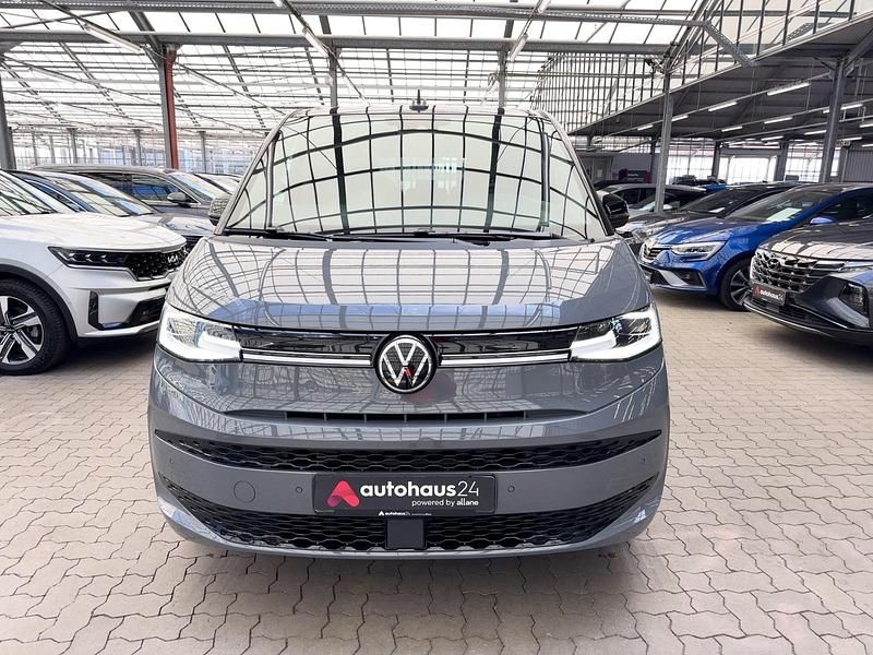 Second-hand VW Multivan Edition 204 CP (150 kW) 2024 Gri Monovolum