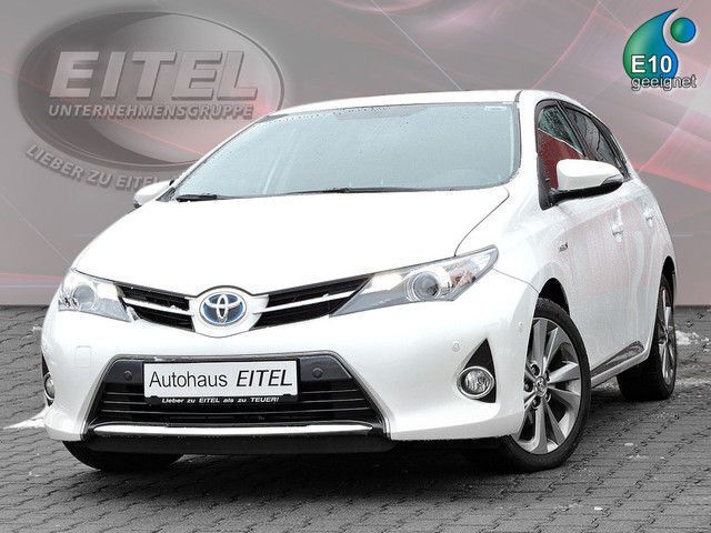 Weiß Gebraucht 2013 Toyota Auris Hybrid Edition Limousine | 17.900 € - Bild 1/4