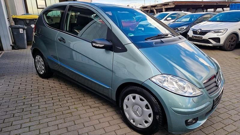 Grün Gebraucht 2005 Mercedes A180 Kleinwagen | 3.450 € (Guter Preis) - Bild 1/4