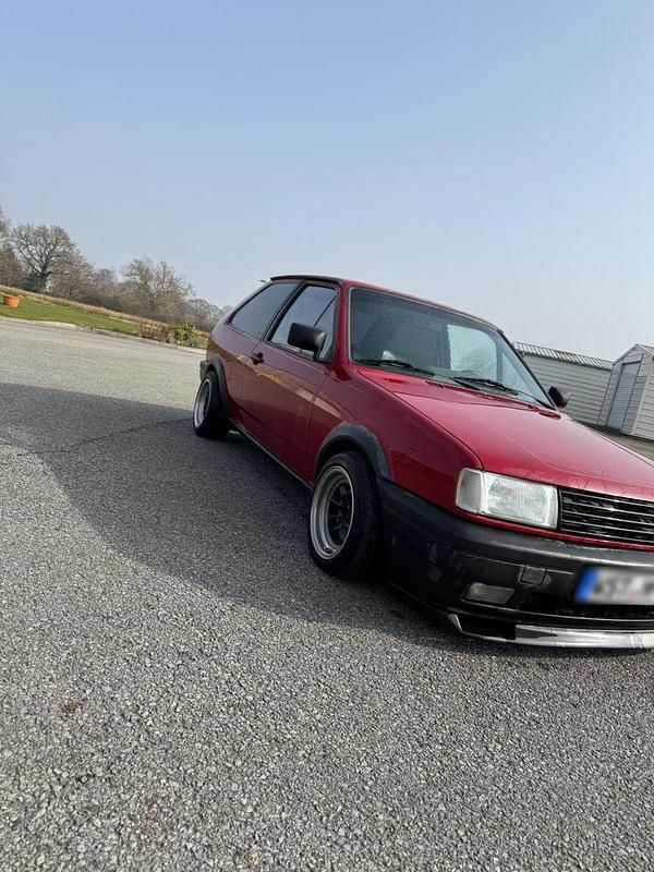 Gebraucht VW Polo 54 PS (39 kW) 1991 Rot Coupé