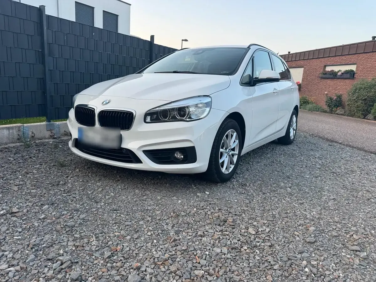 Gebraucht BMW 218 140 PS (102 kW) 2017 Weiß Limousine