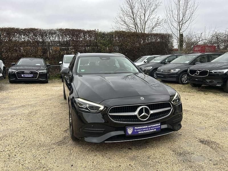 Obsidianschwarz Gebraucht 2022 Mercedes C200 Avantgarde Kombi | 28.599 € (Guter Preis) - Bild 1/4