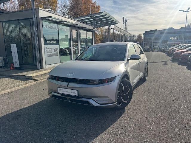 Gravity gold / mat Gebraucht 2021 Hyundai Ioniq Kleinwagen | 28.890 € (Guter Preis) - Bild 1/4