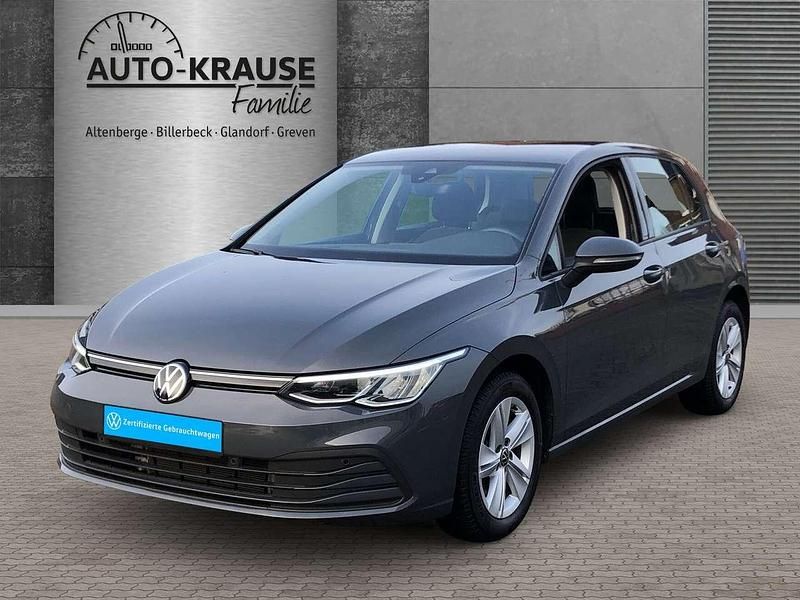 Gebraucht VW Golf VIII Life 131 PS (96 kW) 2024 Delfingrau Limousine