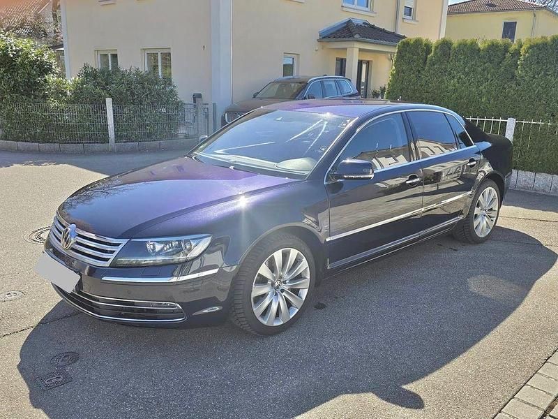 Gebraucht VW Phaeton Exclusive 245 PS (180 kW) 2015 Blau Limousine