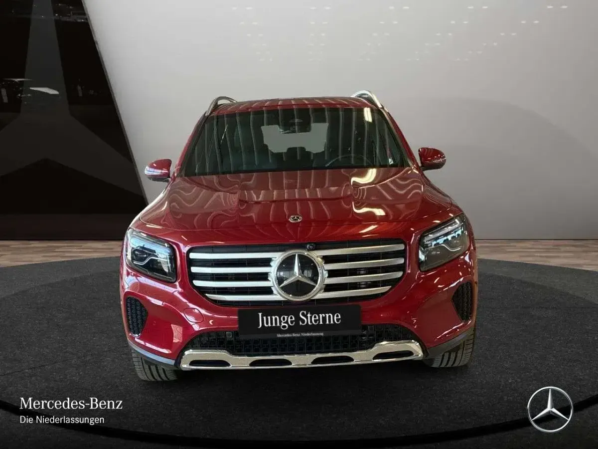 Gebraucht Mercedes GLB220 Progressive 190 PS (139 kW) 2025 Rot SUV