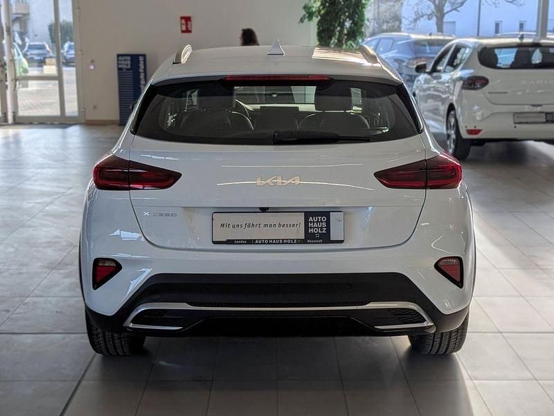 Neu Kia XCeed Spirit 140 PS (102 kW) 2026 Weiß SUV