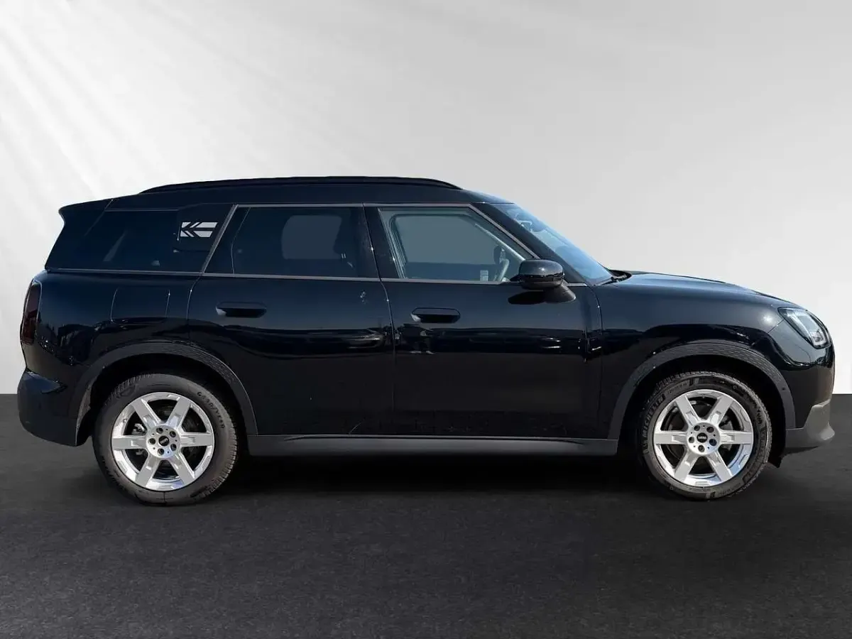 Gebraucht Mini One D Countryman 163 PS (119 kW) 2024 Midnight black ii SUV
