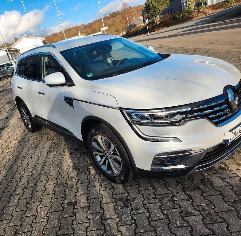 Gebraucht Renault Koleos Intens 158 PS (116 kW) 2022 Weiß SUV