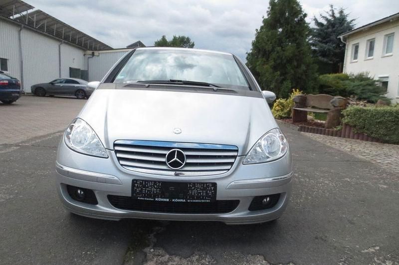 Silber Gebraucht 2007 Mercedes A170 Limousine | 2.900 € (Guter Preis) - Bild 1/4