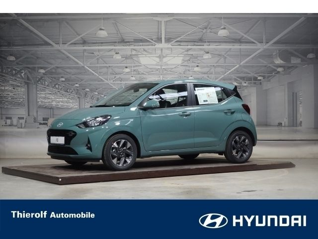 Mangrove green Neu 2025 Hyundai i10 Trend Kleinwagen | 18.990 € (Fairer Preis) - Bild 1/4