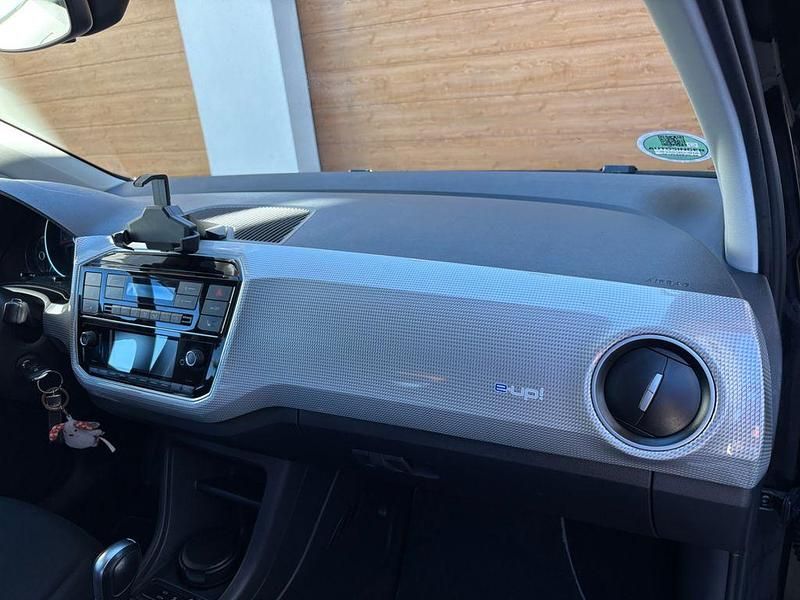Gebraucht VW e-up! 61 kW (83 PS) 2022 Schwarz Kleinwagen