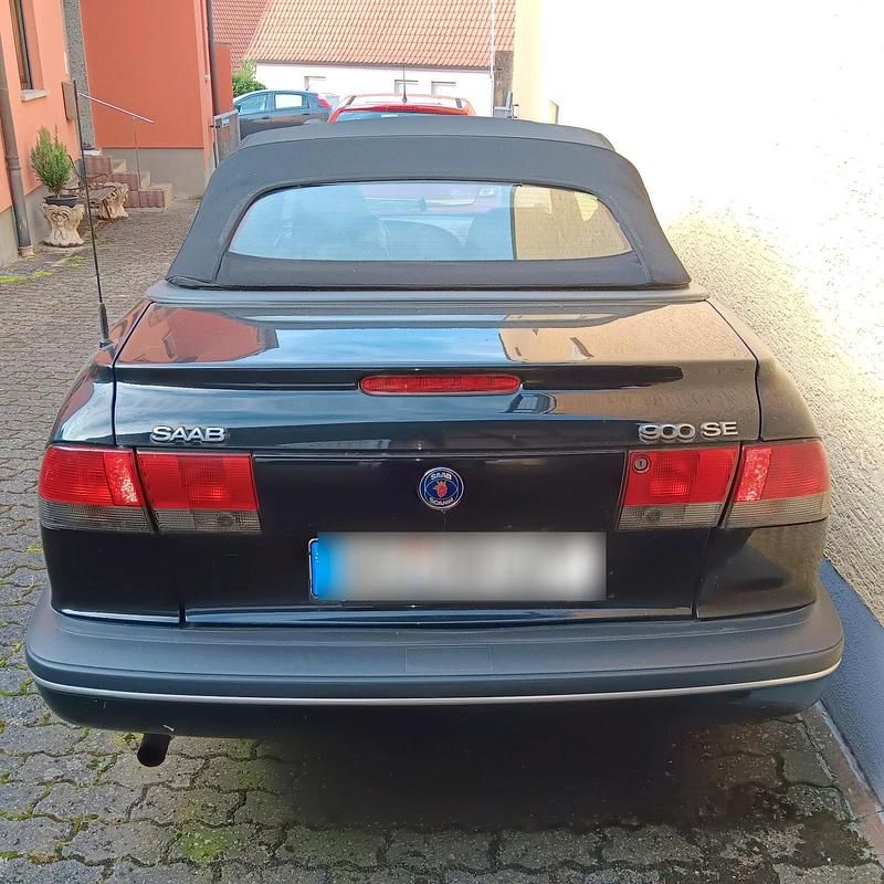 Schwarz Gebraucht 1994 Saab 900 Cabriolet Cabrio | 1.500 € - Bild 1/4