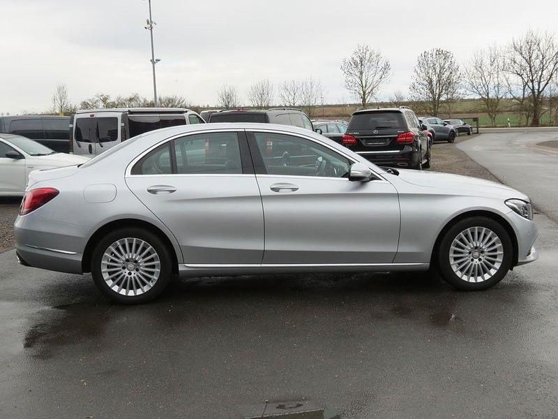 Gebraucht Mercedes C220 170 PS (125 kW) 2014 Iridiumsilber  metalliclack Limousine