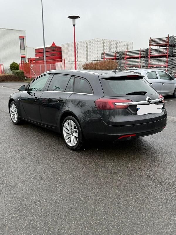 Gebraucht Opel Insignia 170 PS (125 kW) 2014 Schwarz Kombi