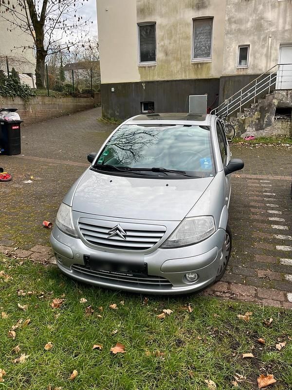 Silber Gebraucht 2003 Citroën C3 Kleinwagen | 850 € (Superpreis) - Bild 1/4