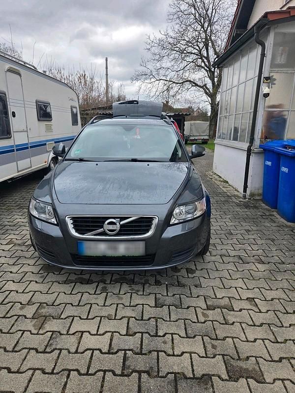 Gebraucht Volvo V50 150 PS (110 kW) 2011 Grau Kombi