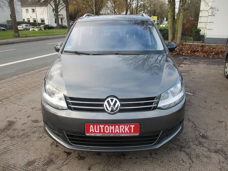 Gebraucht VW Sharan Style 150 PS (110 kW) 2011 Grau Van / Kleinbus