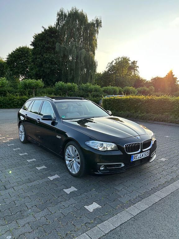 Schwarz Gebraucht 2013 BMW 535 Sport Line Kombi | 17.999 € (Fairer Preis) - Bild 1/4