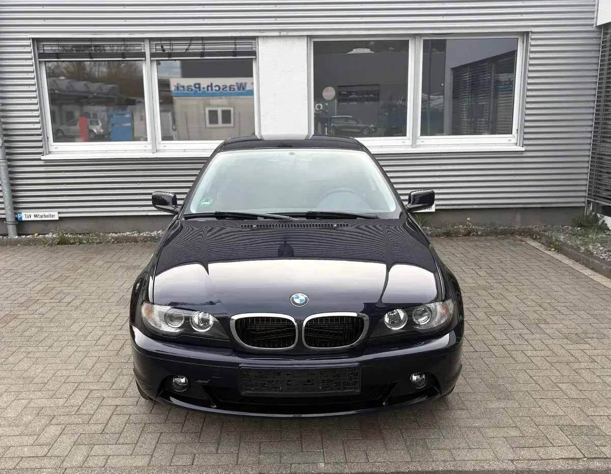 Gebraucht BMW 318 Exclusive 150 PS (110 kW) 2006 Blau Coupé