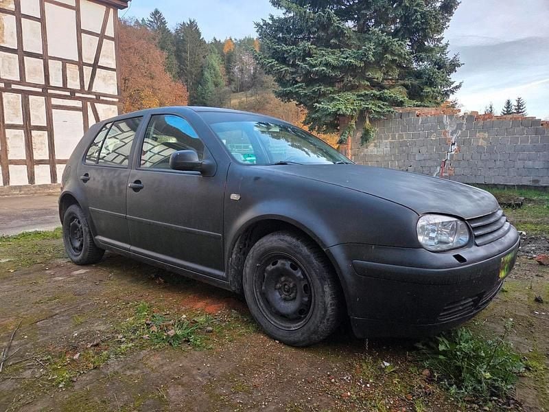 Schwarz Gebraucht 1999 VW Golf IV Kleinwagen | 444 € (Superpreis) - Bild 1/4