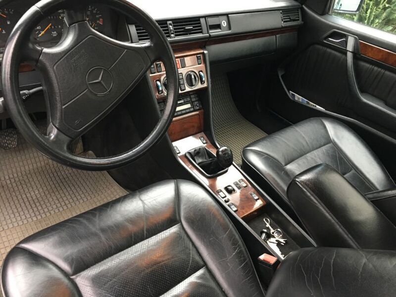 Gebraucht Mercedes 320 220 PS (161 kW) 1993 Schwarz Coupé