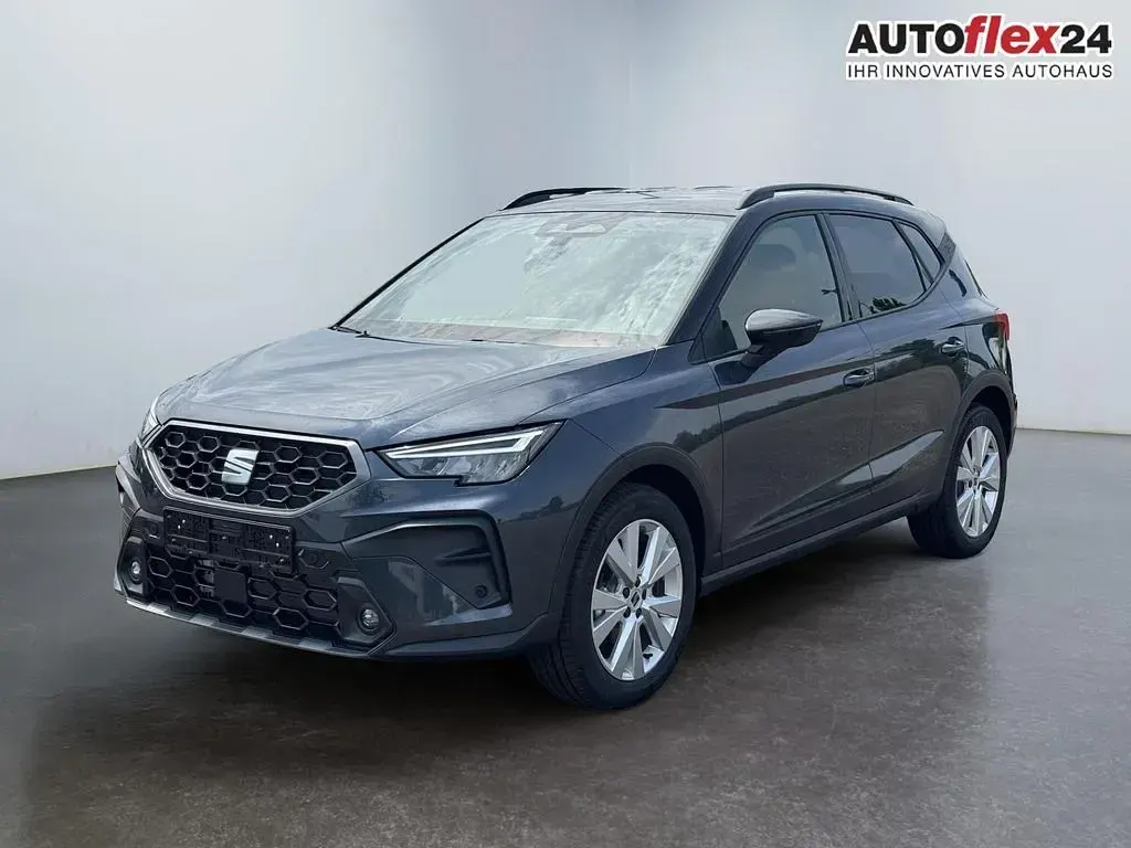 Neu Seat Arona FR 150 PS (110 kW) 2025 Midnight schwarz / da... SUV