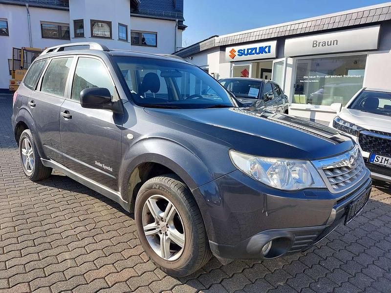 Gebraucht Subaru Forester 150 PS (110 kW) 2011 Dark gray SUV