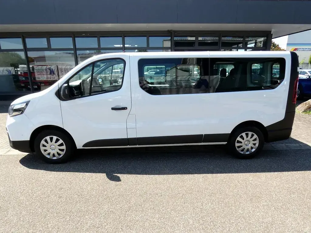 Gebraucht Nissan Primastar 150 PS (110 kW) 2022 Weiß Van / Kleinbus