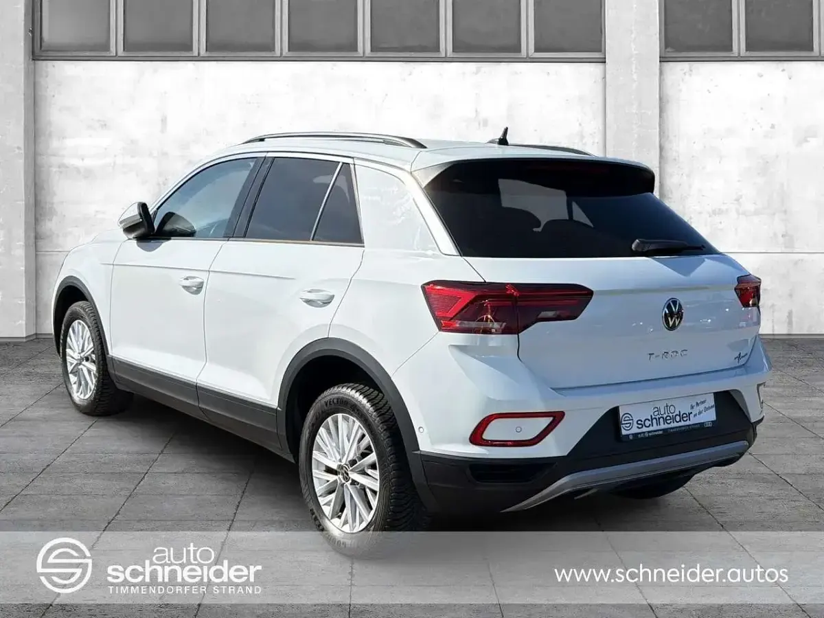 Gebraucht VW T-Roc Life 110 PS (80 kW) 2023 Pure white SUV