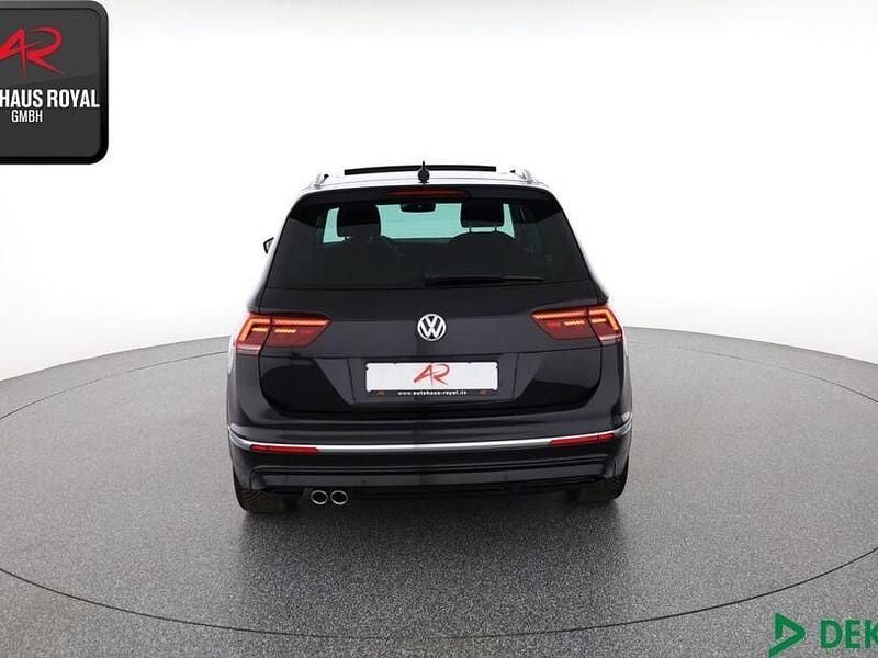 Gebraucht VW Tiguan R-line 150 PS (110 kW) 2020 Deep black SUV