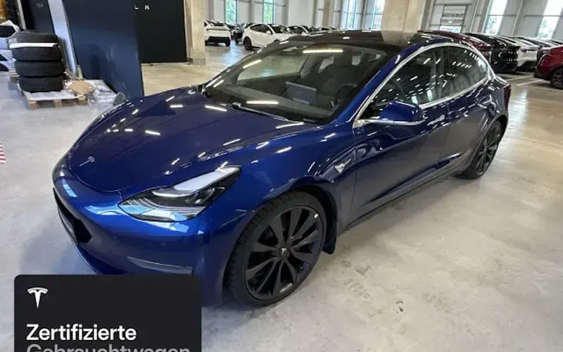 Gebraucht Tesla Model 3 Performance 377 kW (513 PS) 2020 Deep blue metallic Limousine