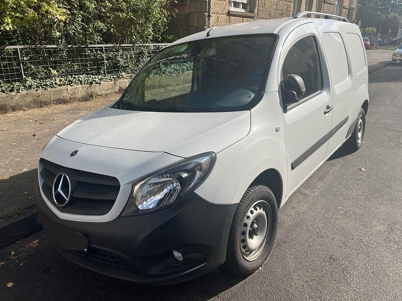 Weiß Gebraucht 2021 Mercedes Citan 111 Kombi | 9.874 € (Superpreis) - Bild 1/4